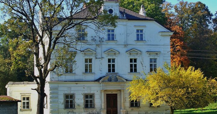 pałac Przeździedza Wleń Dolina Bobru