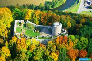 zamek wleń dolina bobru